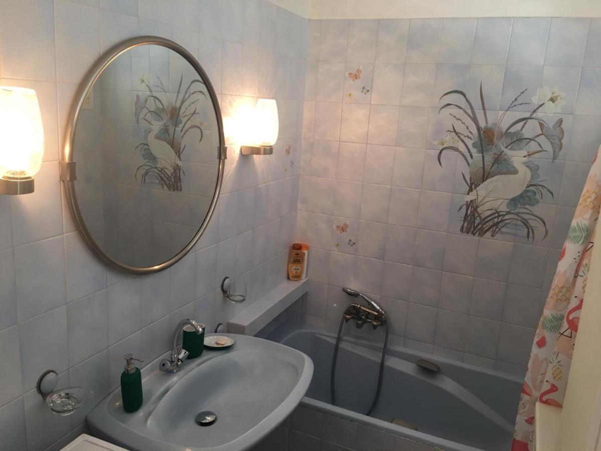 Superbe 3 Pieces Vue Mer Dans Une Arboree 5 Min De La Mer Apartment *
