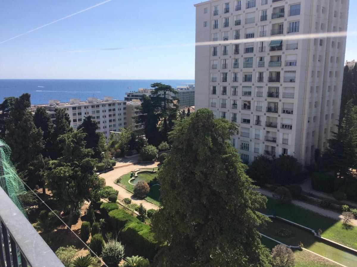 Superbe 3 Pieces Vue Mer Dans Une Arboree 5 Min De La Mer Nice
